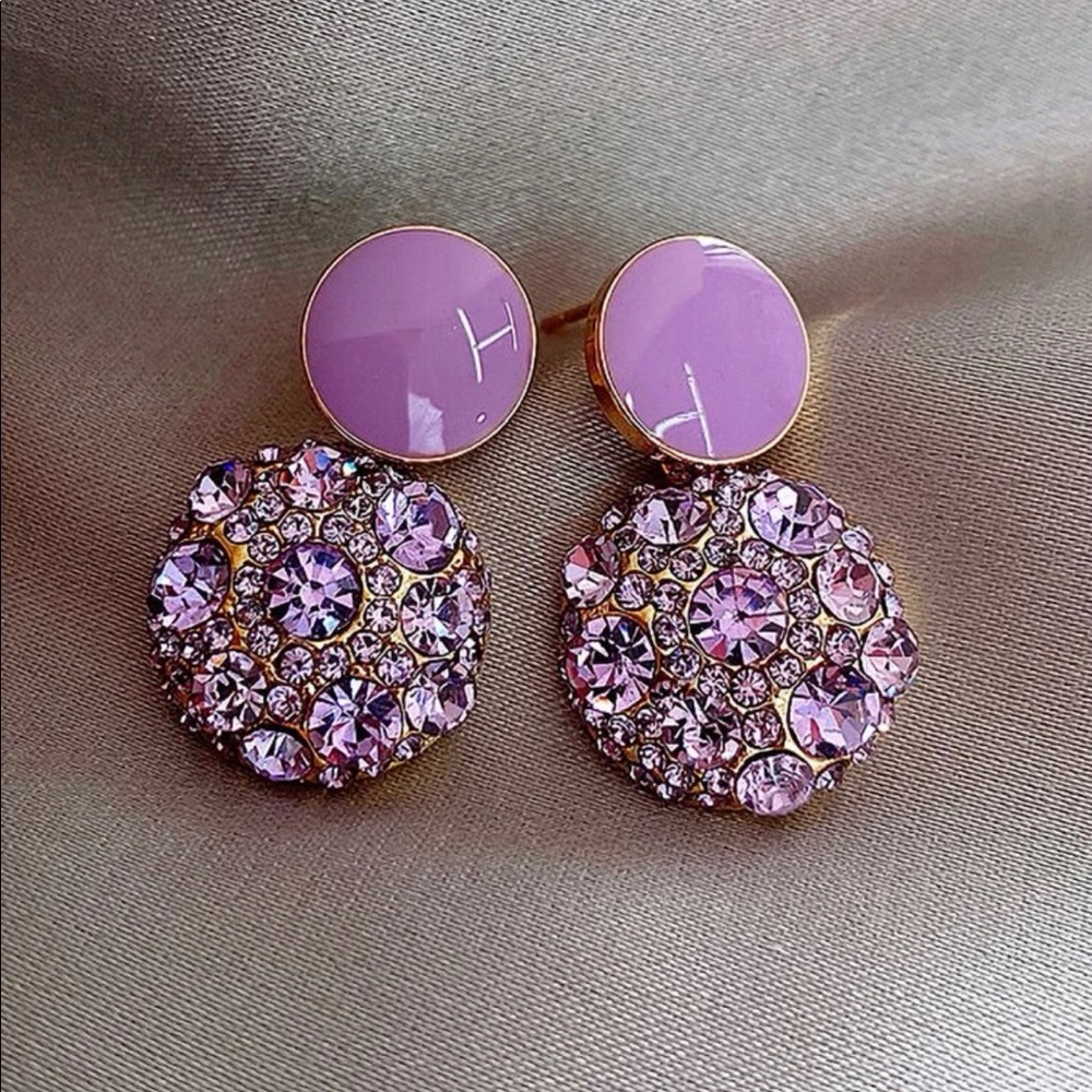 SOLD💜 Gorgeous Lilac Round Small Dangle Earrings - Picture 3 of 5